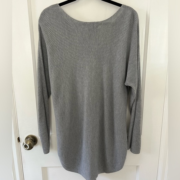 💥PARTY PRICE⬇️Perfect gray sweater! - Picture 3 of 4